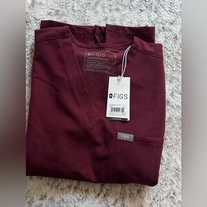 Figs Catarina One-Pocket Scrub Top, Burgundy